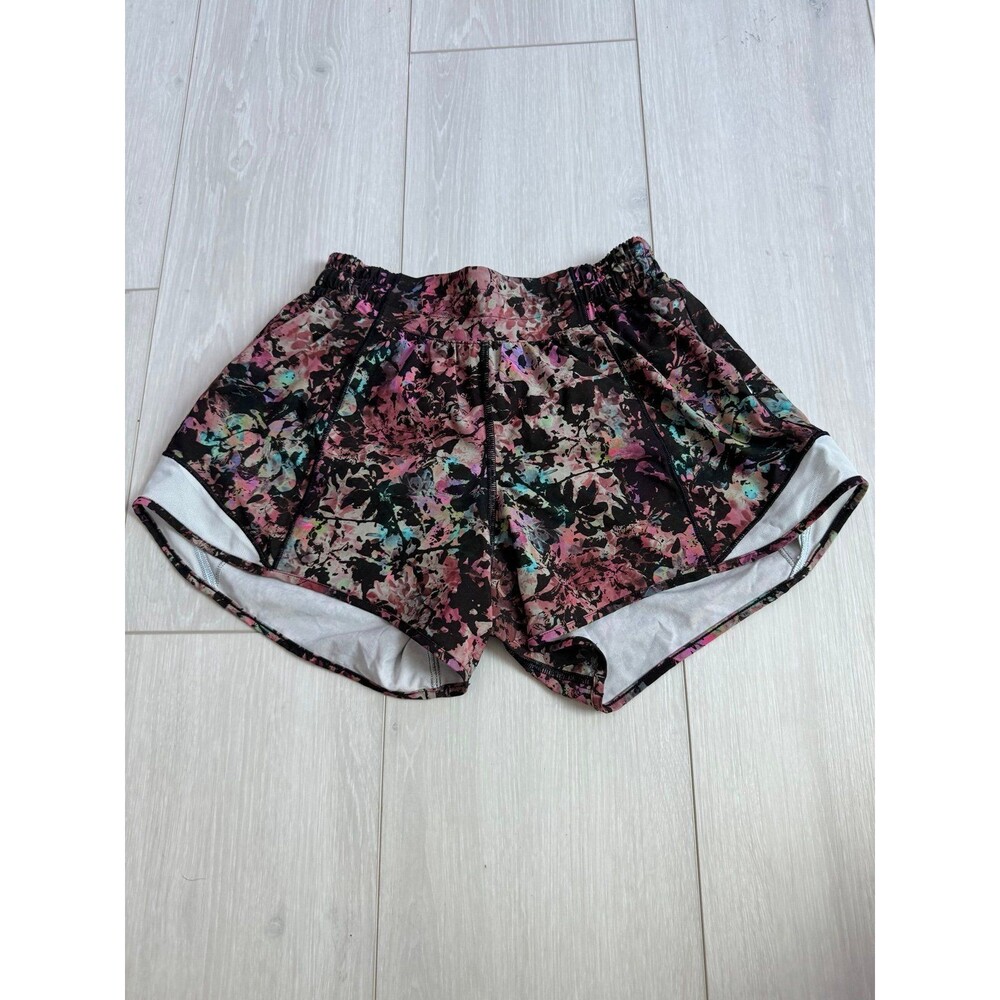 lululemon hotty hot shorts